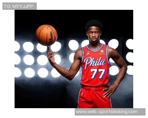 埃奇库姆自信满满精准把握得分机会展现出色表现